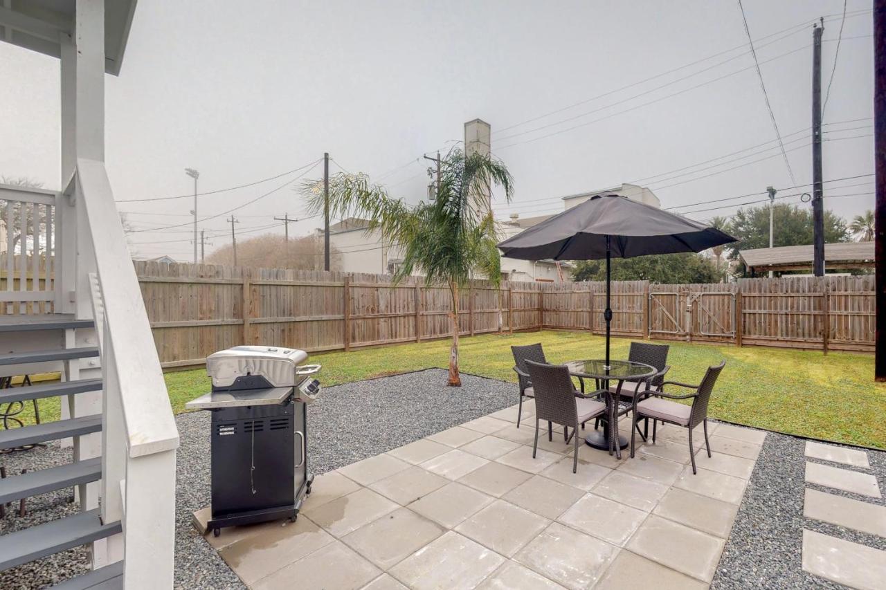 The Breezy Bungalow Galveston Kültér fotó